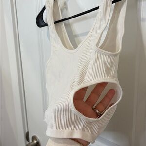 Zara White Ribbed Crop Top